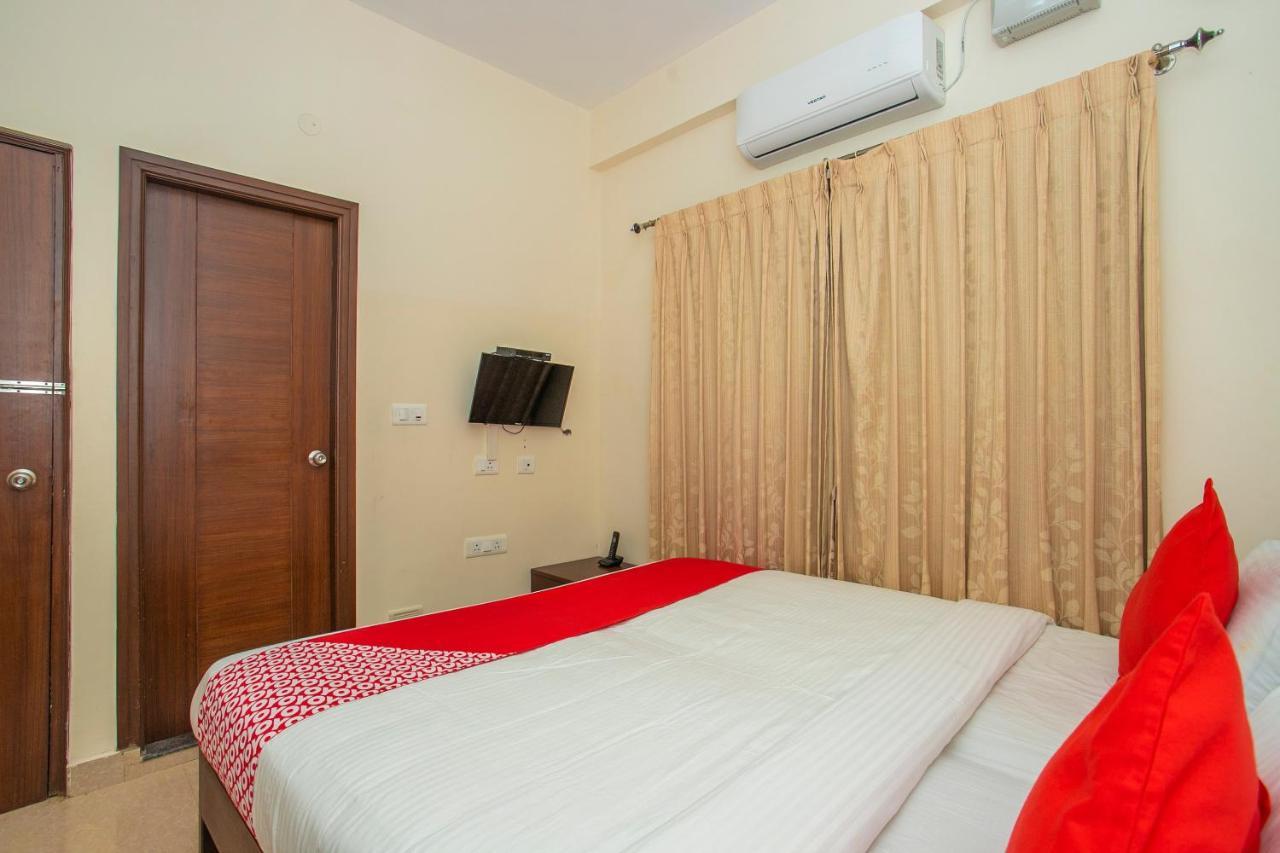 Oyo 4797 Lulu Hospitality Hotel Yelahanka Buitenkant foto