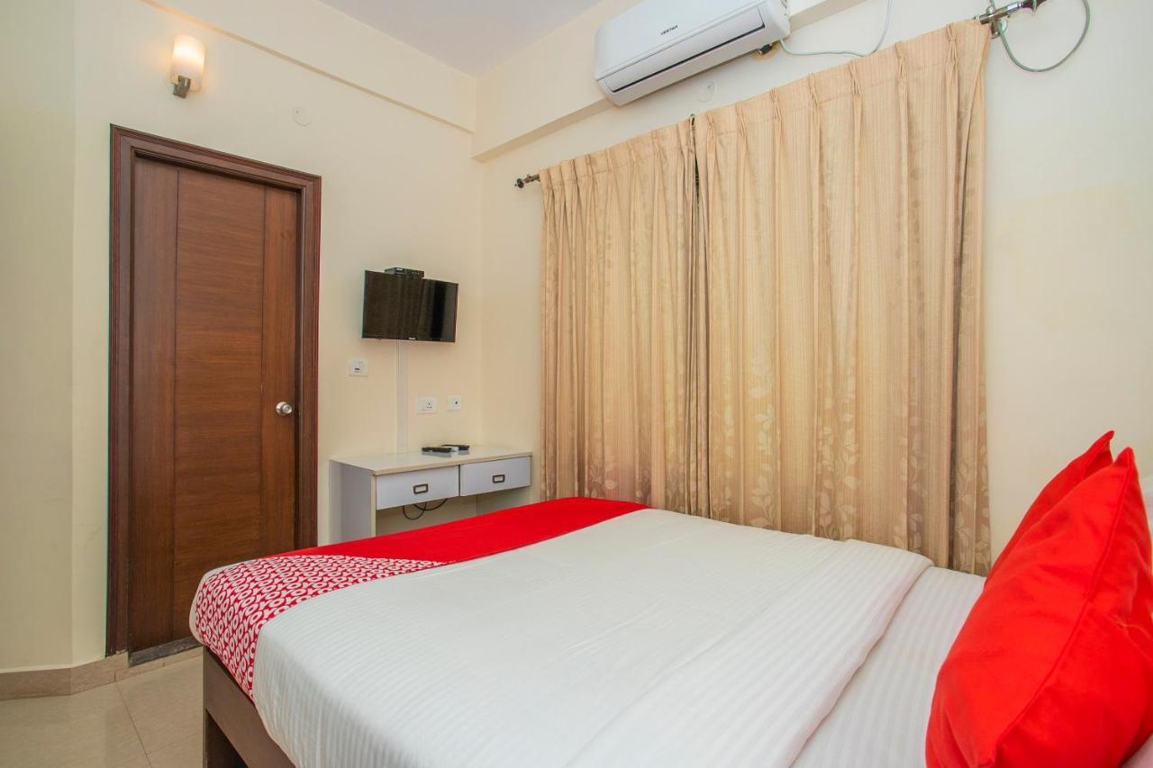 Oyo 4797 Lulu Hospitality Hotel Yelahanka Buitenkant foto
