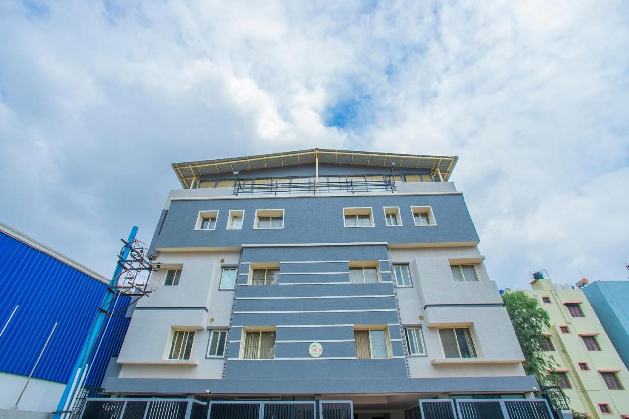 Oyo 4797 Lulu Hospitality Hotel Yelahanka Buitenkant foto