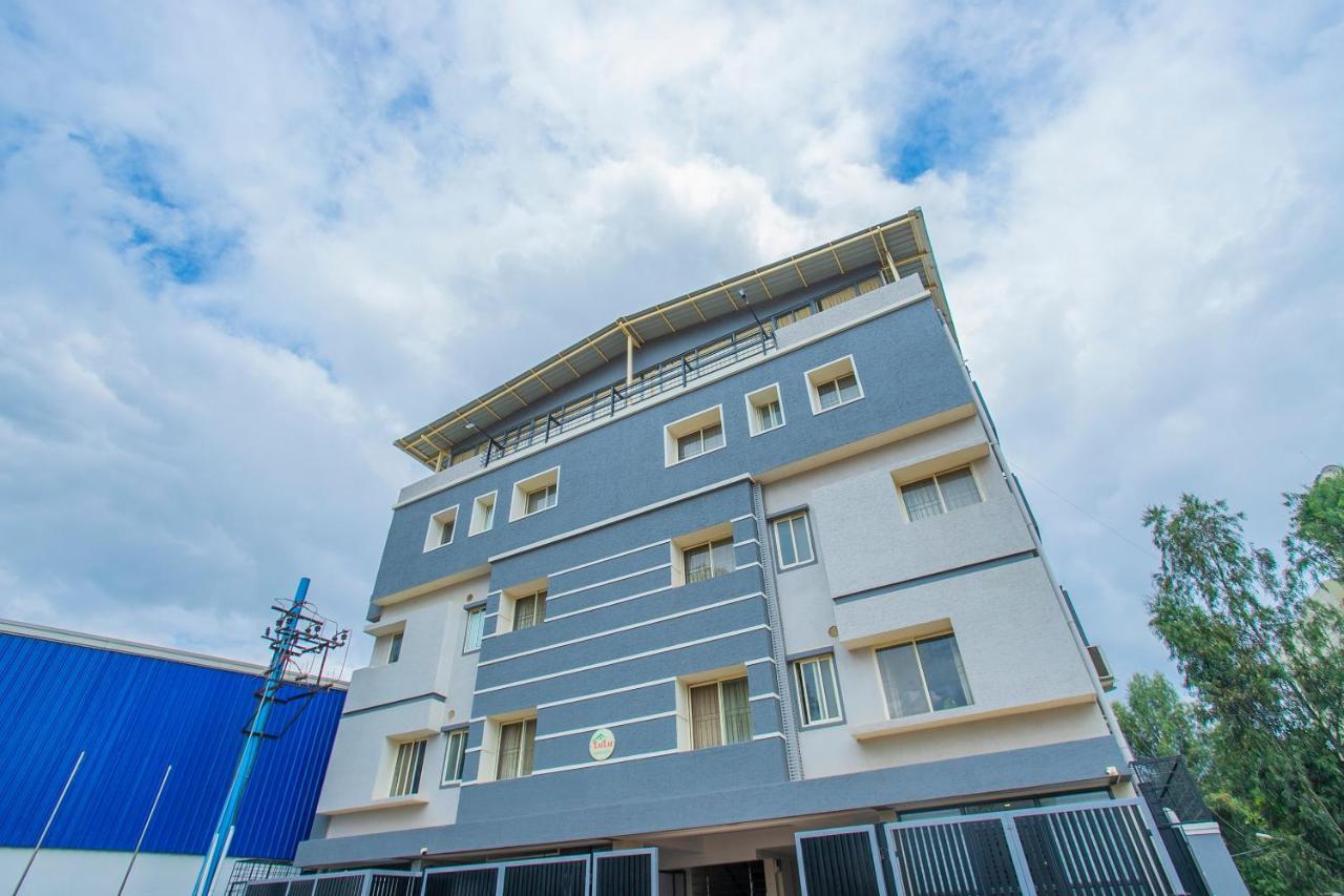 Oyo 4797 Lulu Hospitality Hotel Yelahanka Buitenkant foto